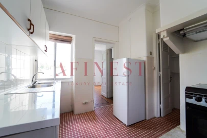 Apartamento T3 para Arrendamento em Lumiar