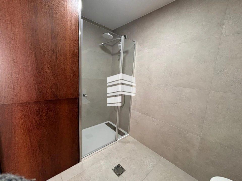 Apartamento T1 para Venda em Funchal (São Pedro) Foto 7