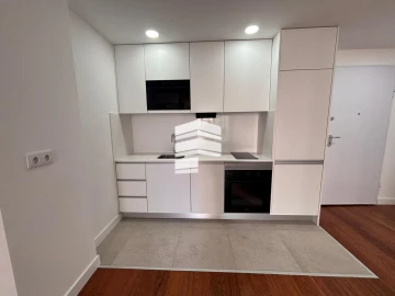 Apartamento T1 para Venda em Funchal (São Pedro)