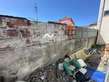 Loja para Venda em Perafita, Lavra e Santa Cruz do Bispo