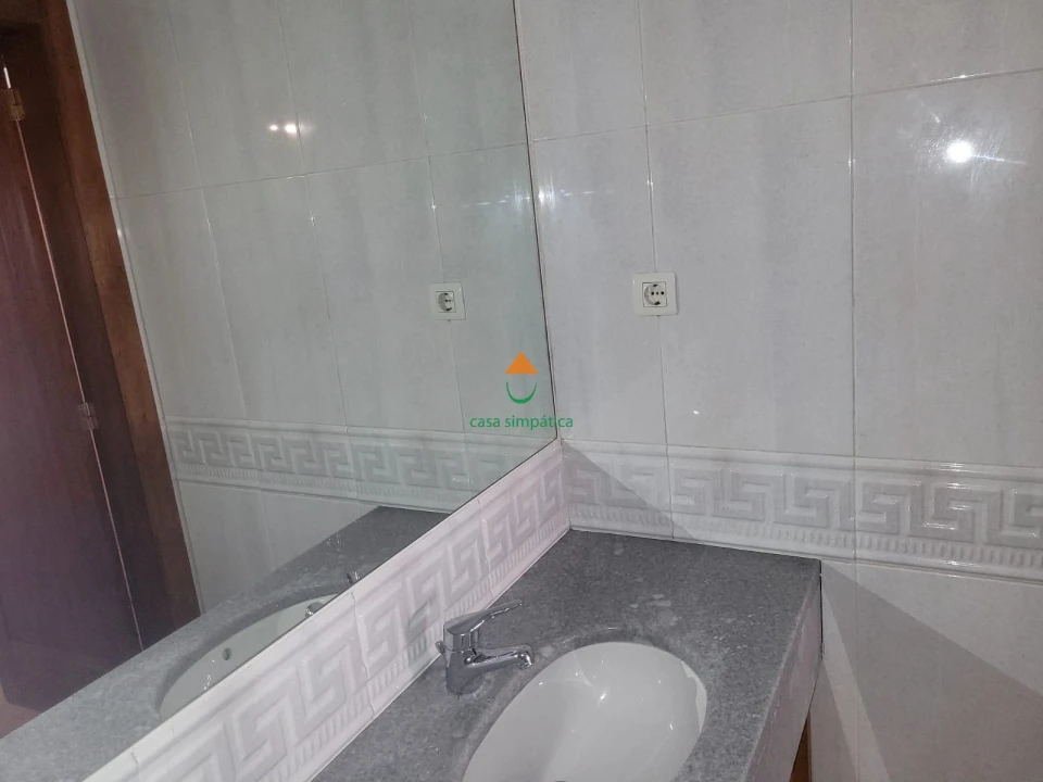 Apartamento T3 para Venda em Santa Marinha e São Pedro da Afurada Foto 21