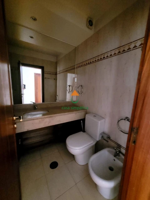 Apartamento T3 para Venda em Santa Marinha e São Pedro da Afurada