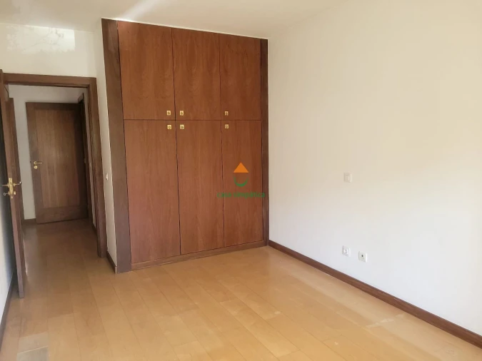 Apartamento T3 para Venda em Santa Marinha e São Pedro da Afurada Foto 24
