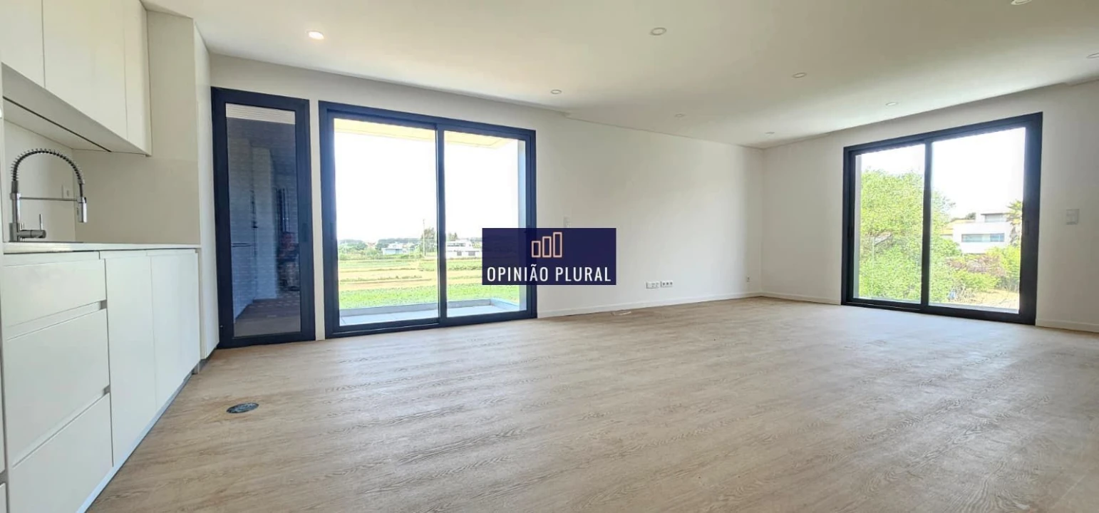 Apartamento T4 para Venda em Gulpilhares e Valadares Foto 3