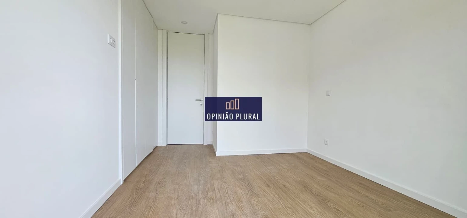 Apartamento T4 para Venda em Gulpilhares e Valadares Foto 10