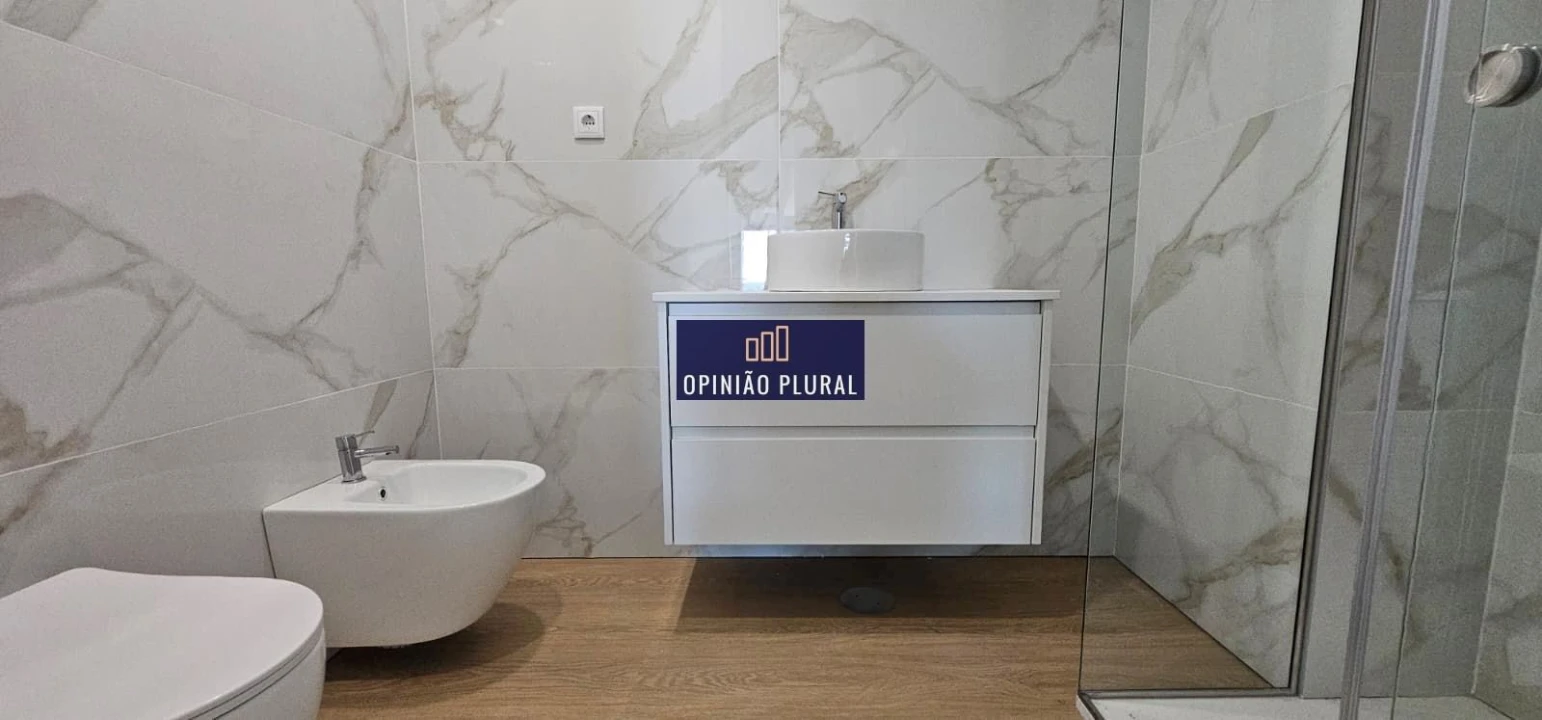 Apartamento T4 para Venda em Gulpilhares e Valadares Foto 12