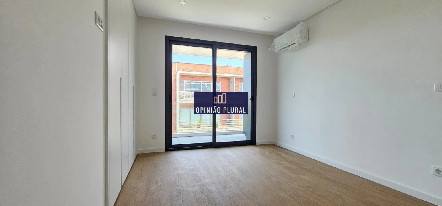 Apartamento T4 para Venda em Gulpilhares e Valadares Foto 14