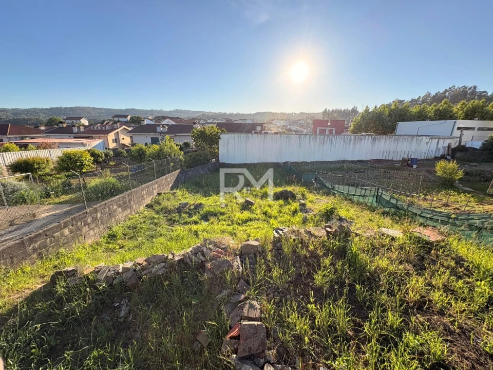 Terreno para Venda em Campo e Sobrado Foto 7