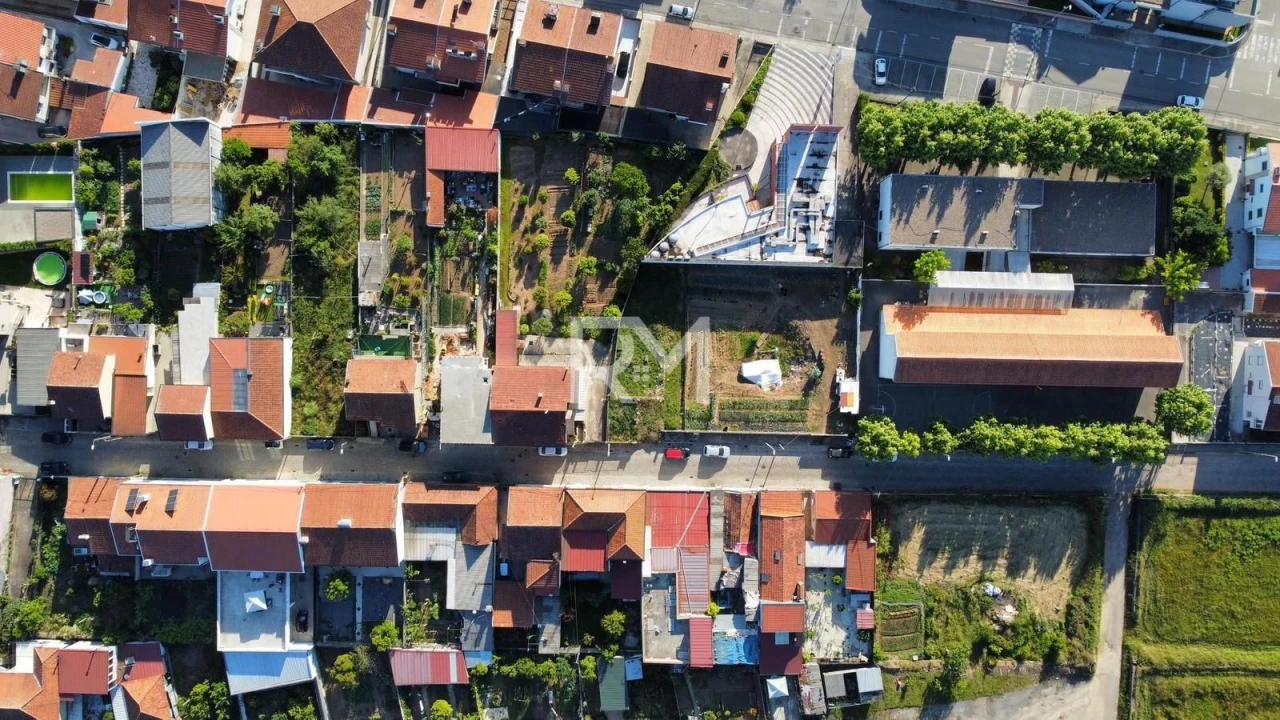 Terreno para Venda em Campo e Sobrado Foto 9