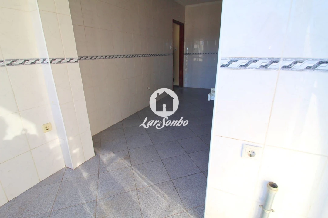 Quarto para Arrendamento em Arcozelo Foto 7