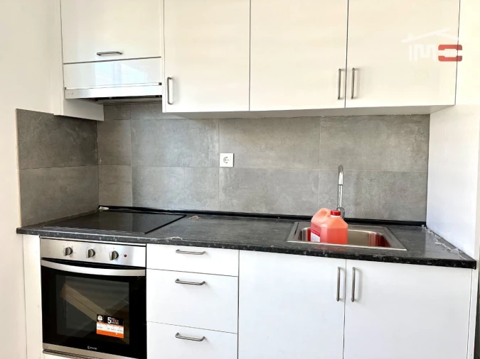 Apartamento T1 para Venda em Barreiro e Lavradio Foto 2