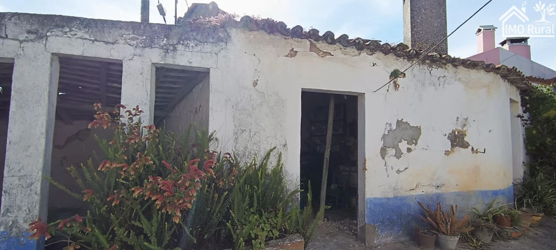 Moradia T4 para Venda em Abitureiras Foto 4