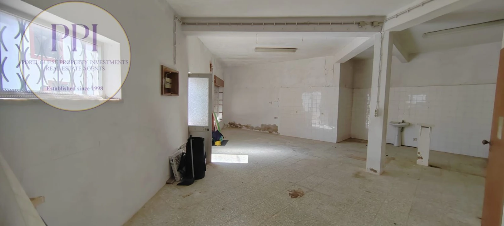 Moradia T2 para Venda em Budens Foto 6