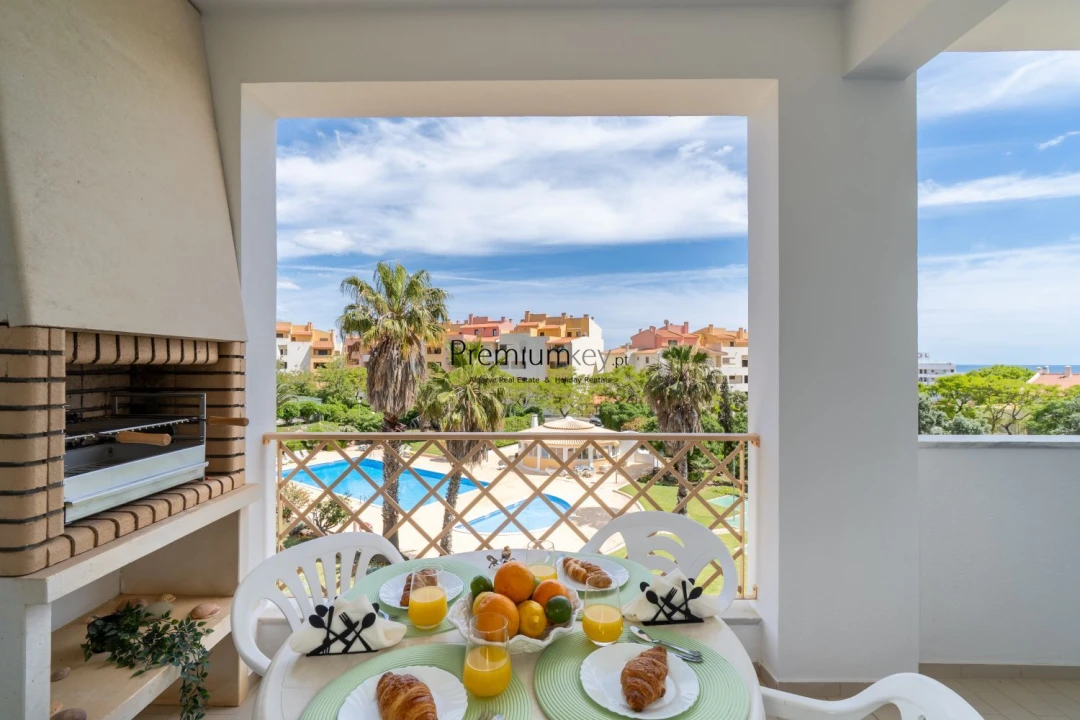 Apartamento T2 para Venda em Albufeira e Olhos de Água Foto 1