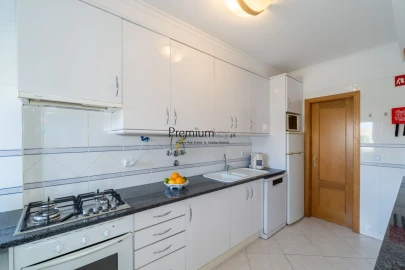 Apartamento T2 para Venda em Albufeira e Olhos de Água