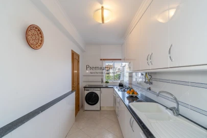 Apartamento T2 para Venda em Albufeira e Olhos de Água