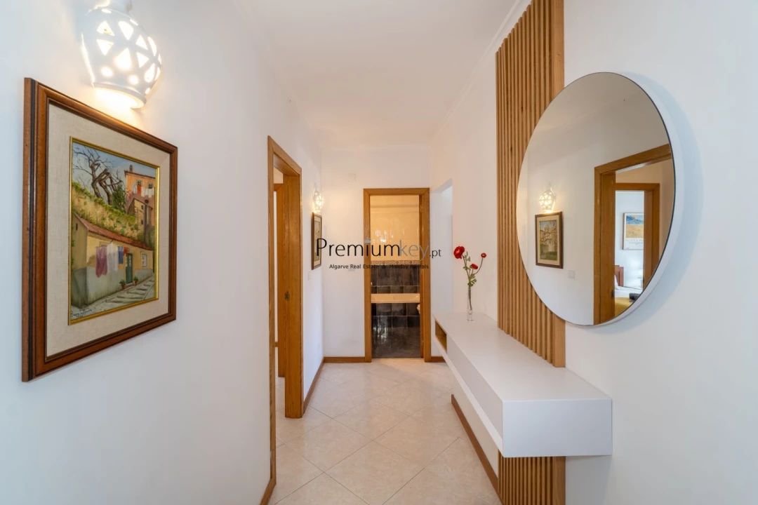 Apartamento T2 para Venda em Albufeira e Olhos de Água Foto 23