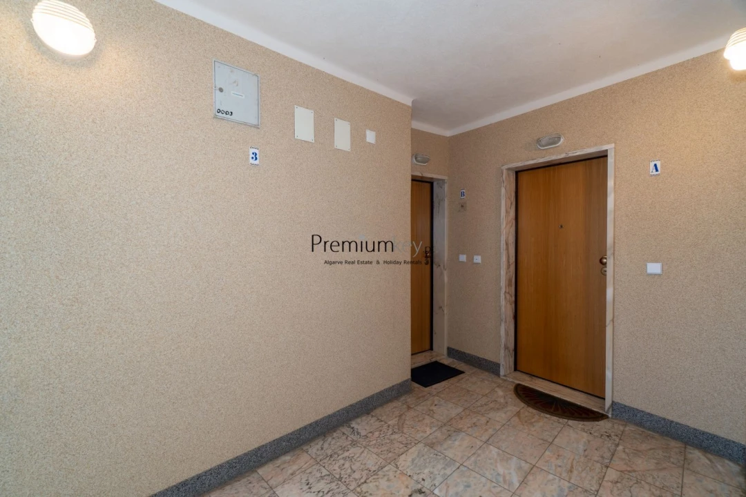 Apartamento T2 para Venda em Albufeira e Olhos de Água Foto 26