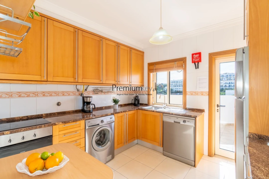 Apartamento T1 para Venda em Albufeira e Olhos de Água Foto 23