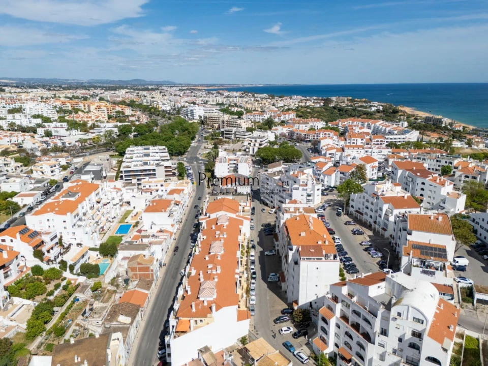 Apartamento T1 para Venda em Albufeira e Olhos de Água Foto 37