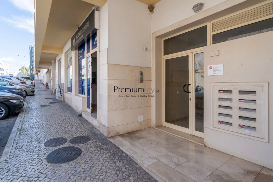 Apartamento T1 para Venda em Albufeira e Olhos de Água Foto 34