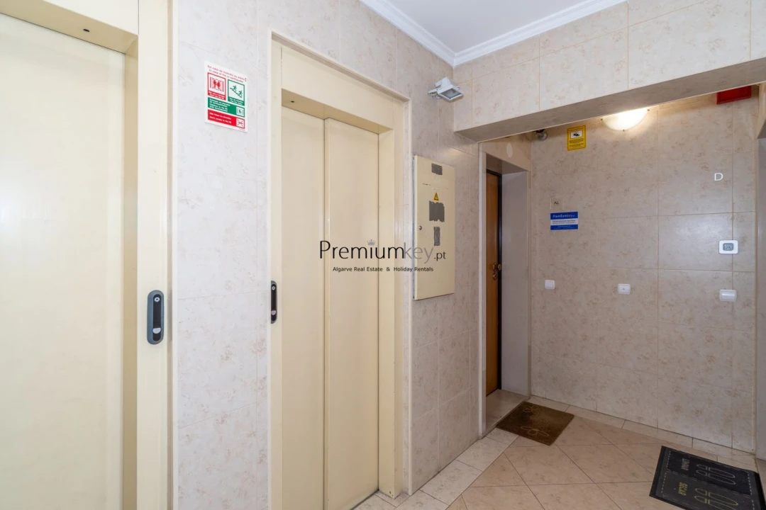 Apartamento T1 para Venda em Albufeira e Olhos de Água Foto 30