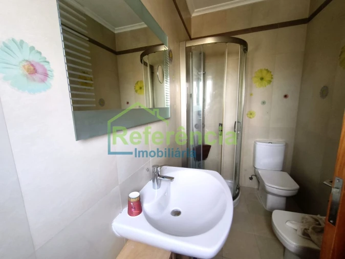 Quinta T4 para Venda em Oura Foto 18