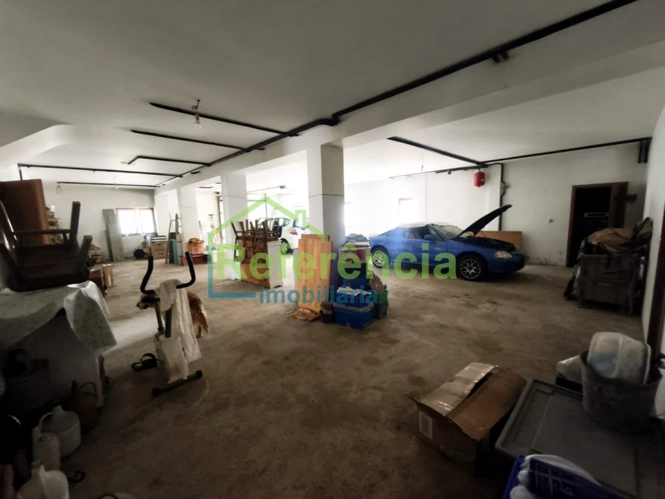 Quinta T4 para Venda em Oura Foto 35