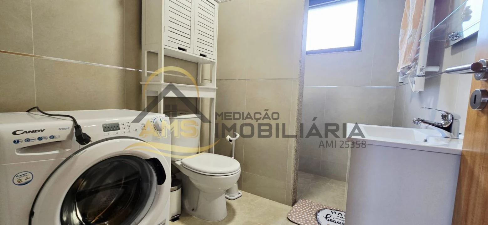 Moradia T6 para Venda em Freitas e Vila Cova Foto 18