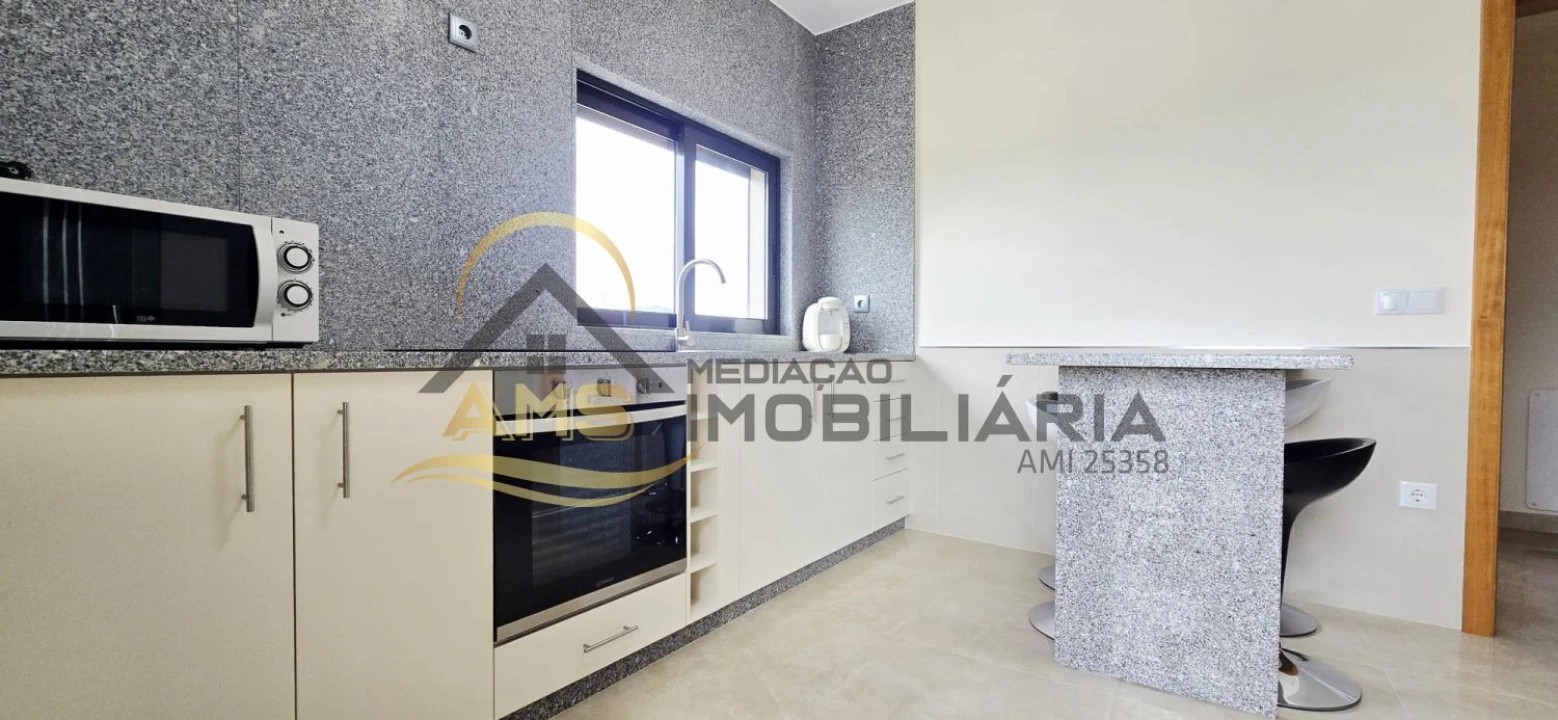 Moradia T6 para Venda em Freitas e Vila Cova Foto 20