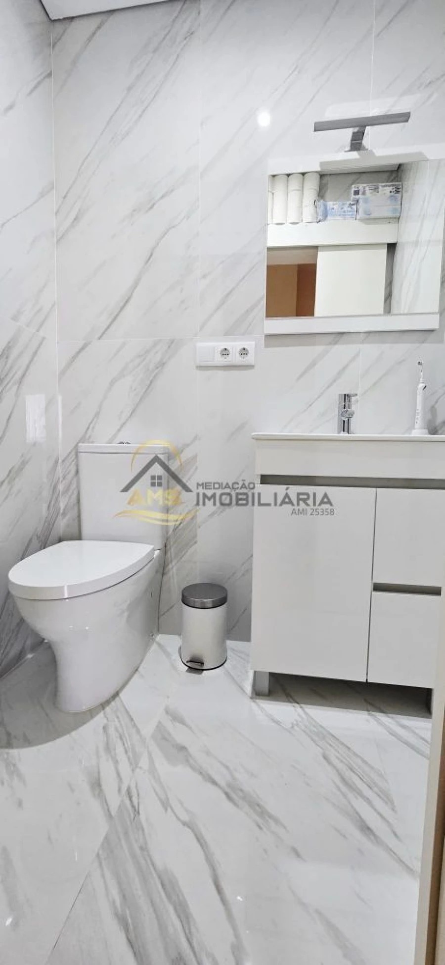 Moradia T6 para Venda em Freitas e Vila Cova Foto 17
