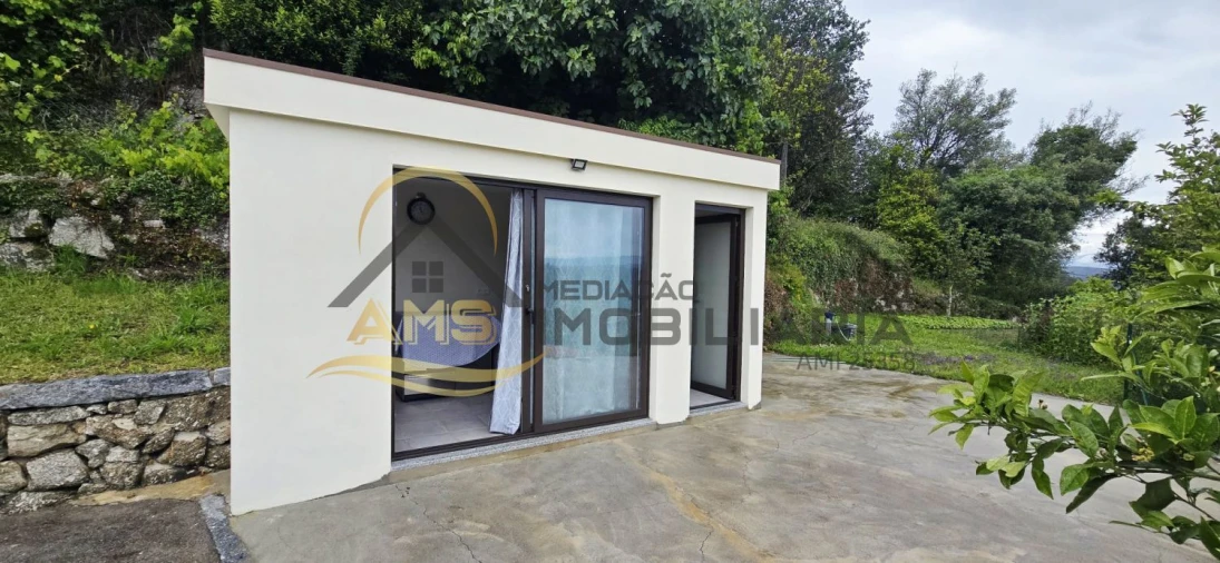 Moradia T6 para Venda em Freitas e Vila Cova Foto 28