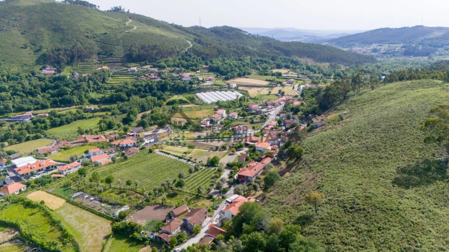Moradia T6 para Venda em Freitas e Vila Cova Foto 47