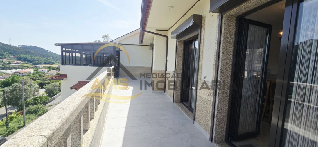 Moradia T6 para Venda em Freitas e Vila Cova Foto 70