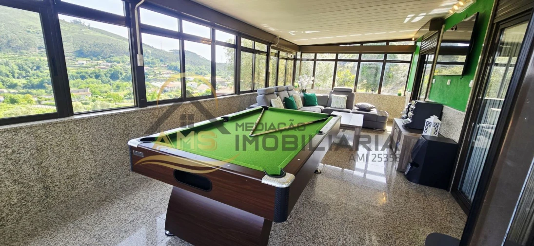 Moradia T6 para Venda em Freitas e Vila Cova Foto 12