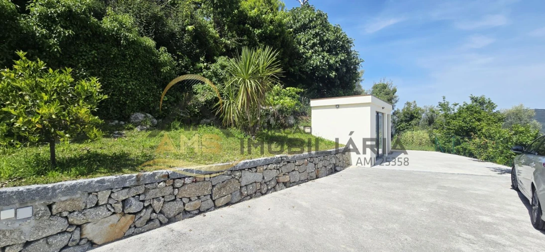 Moradia T6 para Venda em Freitas e Vila Cova Foto 50
