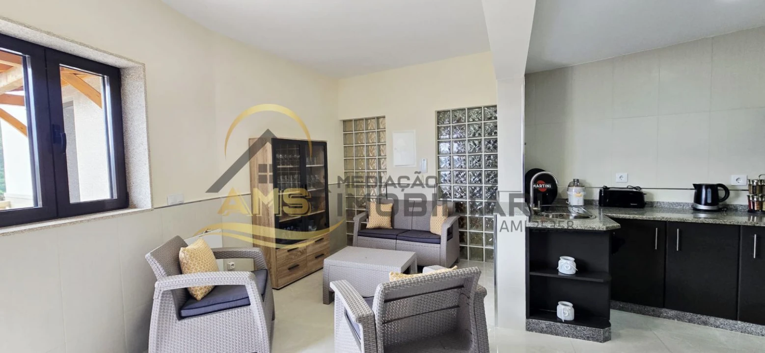 Moradia T6 para Venda em Freitas e Vila Cova Foto 26