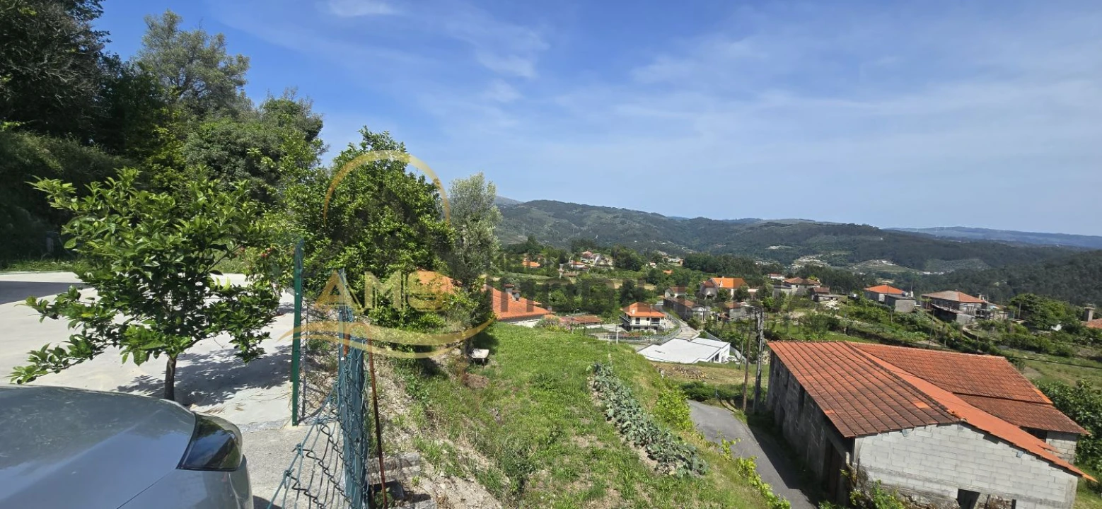 Moradia T6 para Venda em Freitas e Vila Cova Foto 51