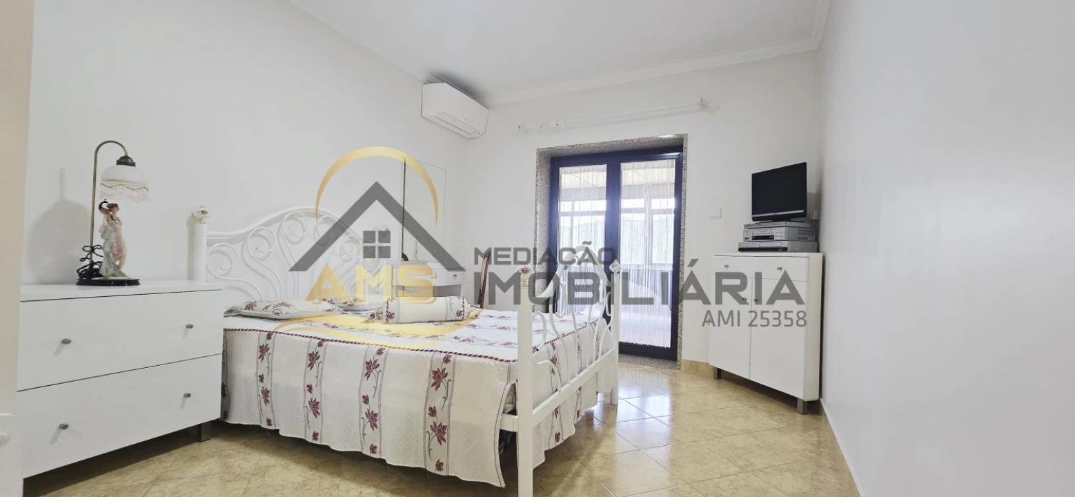 Moradia T6 para Venda em Freitas e Vila Cova Foto 61