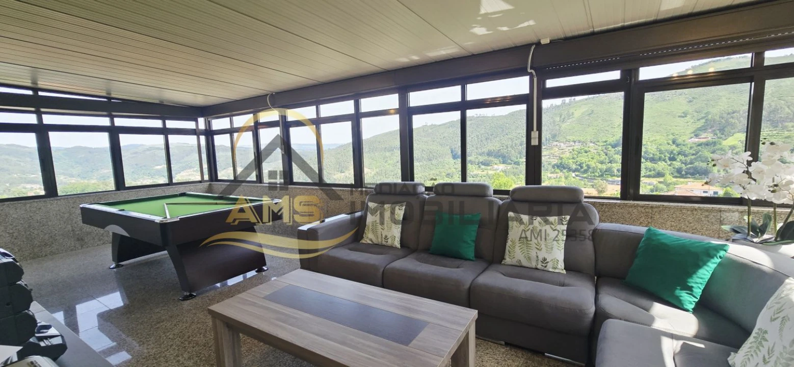 Moradia T6 para Venda em Freitas e Vila Cova Foto 57