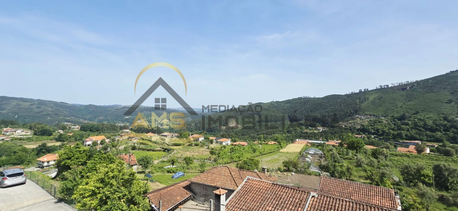 Moradia T6 para Venda em Freitas e Vila Cova Foto 68