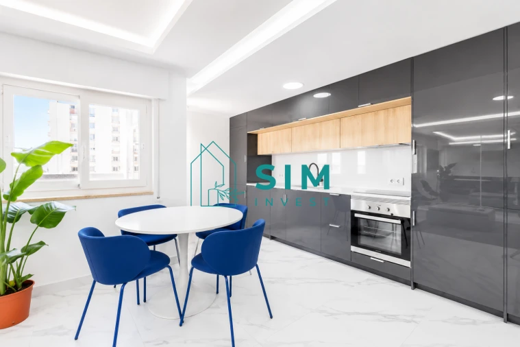 Apartamento T2 para Venda em Portimão Foto 12