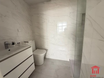 Apartamento T3 para Venda em Santa Maria Maior