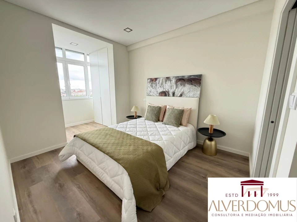 Apartamento T3 para Venda em Benfica Foto 9