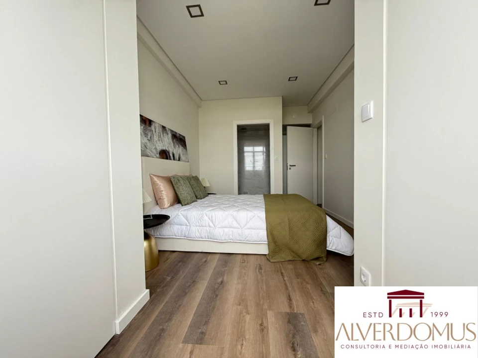 Apartamento T3 para Venda em Benfica Foto 11