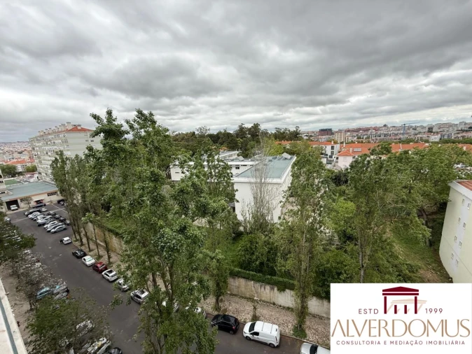 Apartamento T3 para Venda em Benfica Foto 30