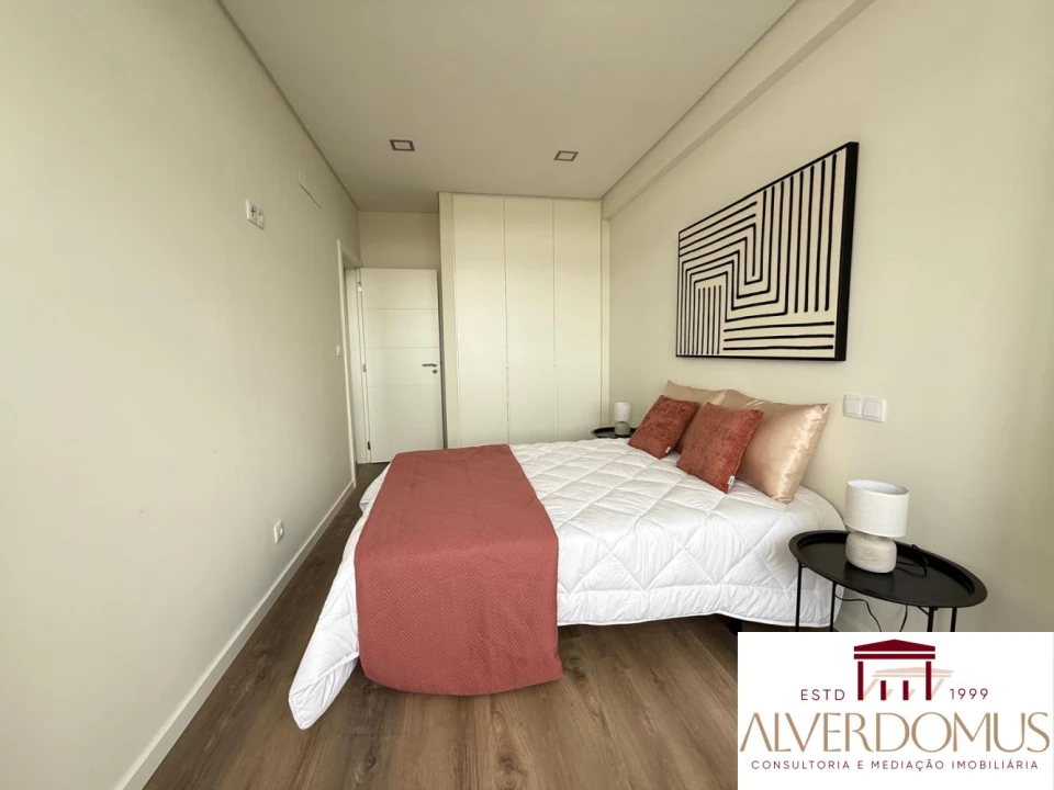 Apartamento T3 para Venda em Benfica Foto 24