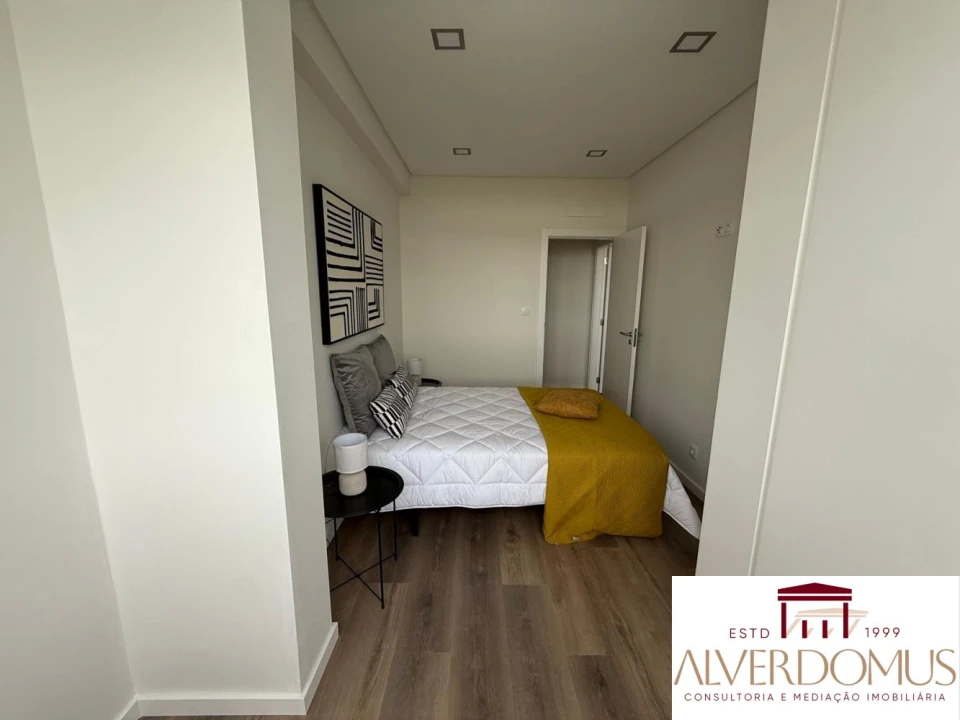 Apartamento T3 para Venda em Benfica Foto 22