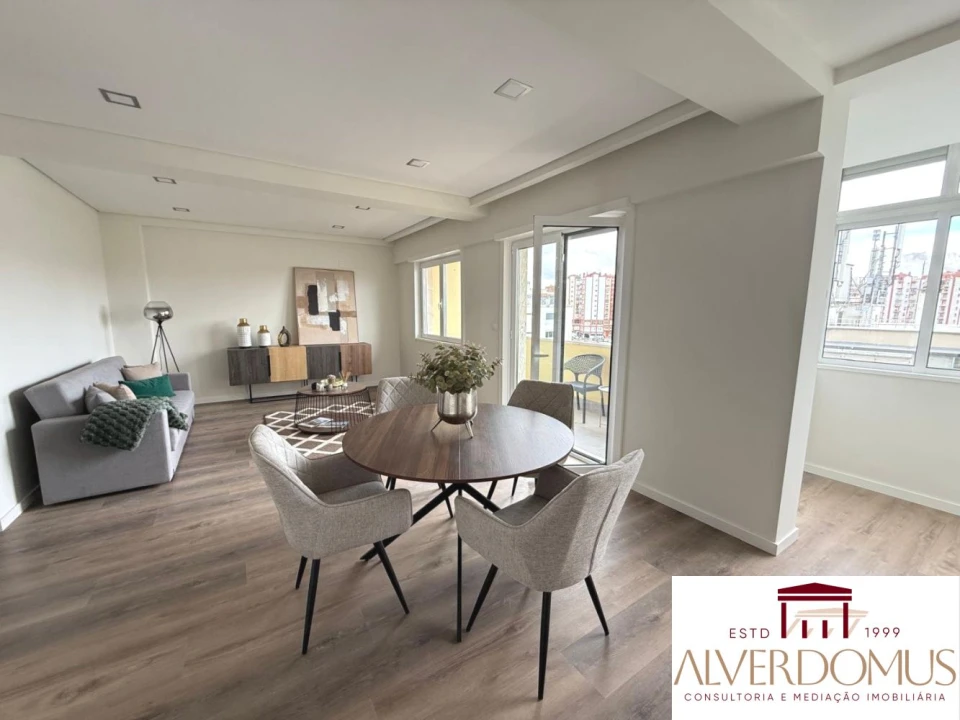 Apartamento T3 para Venda em Benfica Foto 6
