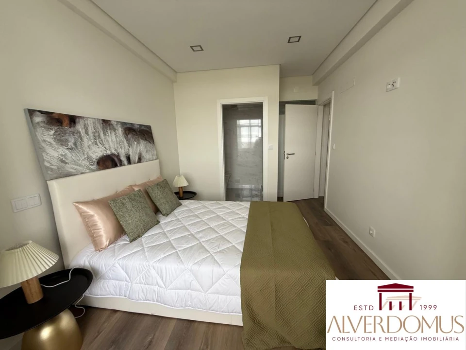 Apartamento T3 para Venda em Benfica Foto 13